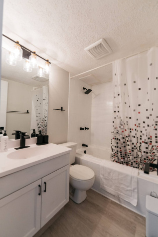 4415 Lakeshore Drive, Sylvan Lake, T4S 1C7, 2 Bedrooms Bedrooms, ,1 BathroomBathrooms,Condo,For Rent,Lakeshore ,1999