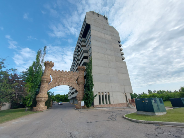4902 37 Street, Red Deer, T4N 6M9, 2 Bedrooms Bedrooms, ,2 BathroomsBathrooms,Condo,For Rent,4902 37 Street,2003