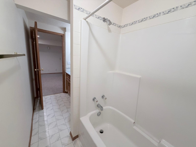 9 Parson Drive, Sylvan Lake, T4S 1K4, 4 Bedrooms Bedrooms, ,3 BathroomsBathrooms,House,For Rent,Parson,2015