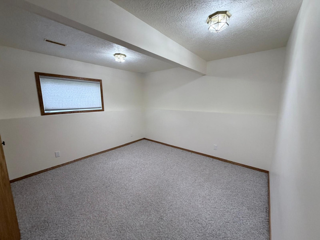 9 Parson Drive, Sylvan Lake, T4S 1K4, 4 Bedrooms Bedrooms, ,3 BathroomsBathrooms,House,For Rent,Parson,2015