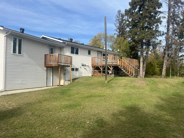 35 Centre Street, Ponoka County, 4 Bedrooms Bedrooms, ,3 BathroomsBathrooms,House,For Rent,35 Centre Street ,2031