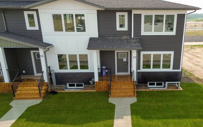 Gray Boulevard, Sylvan Lake, 3 Bedrooms Bedrooms, ,2 BathroomsBathrooms,Townhouse,For Rent,Gray Boulevard,2035