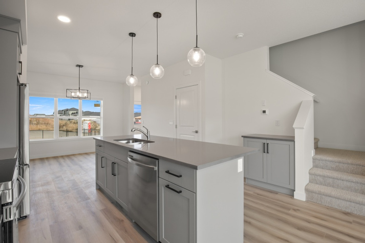 Grayhawk Blvd., Sylvan Lake, 3 Bedrooms Bedrooms, ,2.5 BathroomsBathrooms,Townhouse,For Rent,Grayhawk Blvd.,2035