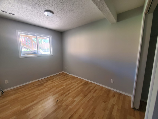 51 Westview Drive, Sylvan Lake, T4S 1J1, 3 Bedrooms Bedrooms, ,1 BathroomBathrooms,Duplex,For Rent,51 Westview Drive,2041