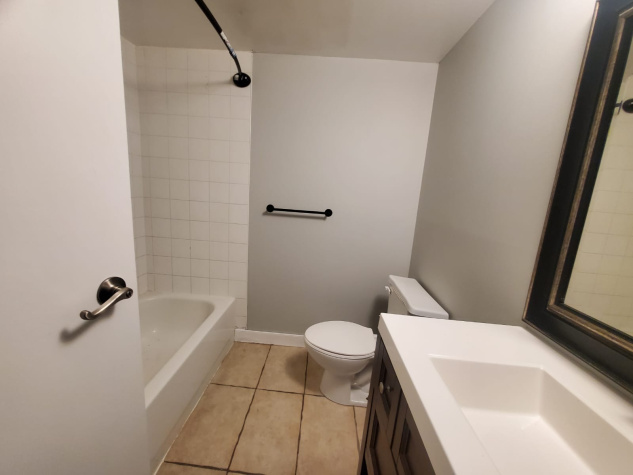 51 Westview Drive, Sylvan Lake, T4S 1J1, 3 Bedrooms Bedrooms, ,1 BathroomBathrooms,Duplex,For Rent,51 Westview Drive,2041
