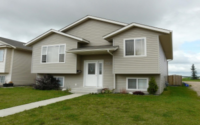 7572 59 Avenue, Red Deer, T4P 3Y8, 3 Bedrooms Bedrooms, ,2 BathroomsBathrooms,Main,For Rent,7572 59 Avenue ,2061