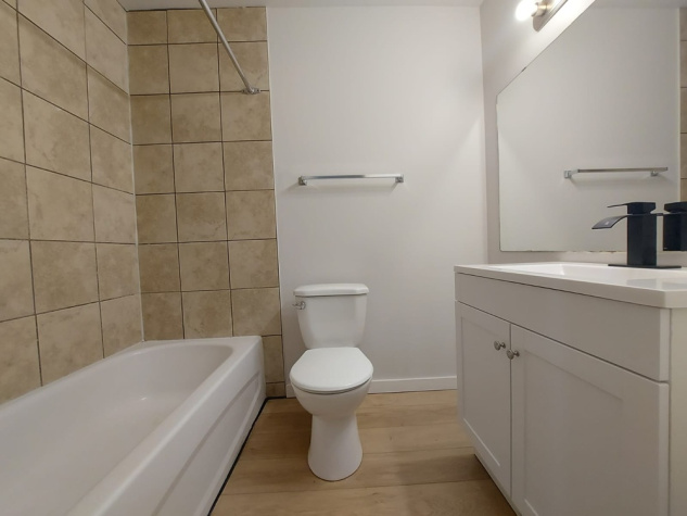42 Onaway Avenue, Red Deer, T4P 2S5, 3 Bedrooms Bedrooms, ,1.5 BathroomsBathrooms,Four plex,For Rent,42 Onaway Avenue ,2062