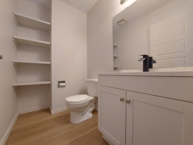 42 Onaway Avenue, Red Deer, T4P 2S5, 3 Bedrooms Bedrooms, ,1.5 BathroomsBathrooms,Four plex,For Rent,42 Onaway Avenue ,2062