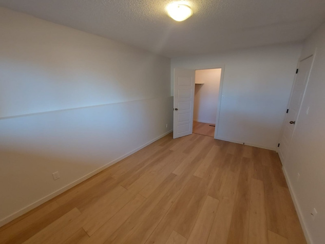 42 Onaway Avenue, Red Deer, T4P 2S5, 3 Bedrooms Bedrooms, ,1.5 BathroomsBathrooms,Four plex,For Rent,42 Onaway Avenue ,2062