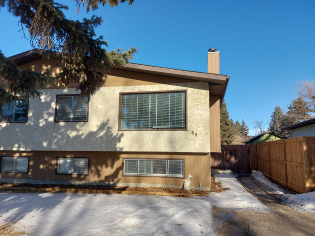 64 Boyce Street, Red Deer, T4R1L3, 3 Bedrooms Bedrooms, ,1 BathroomBathrooms,Duplex,For Rent,64 Boyce Street ,2111