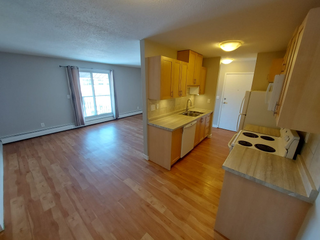 5904 51 Avenue, Red Deer, T4N 4H9, 2 Bedrooms Bedrooms, ,1 BathroomBathrooms,Apartment,For Rent,51 ,2158