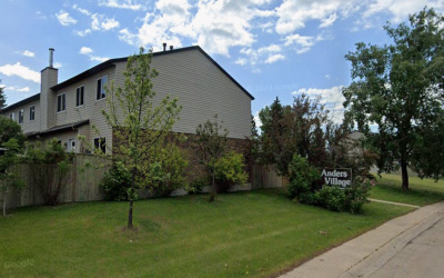 31 Alford Avenue, Red Deer, T4R 1G9, 4 Bedrooms Bedrooms, ,1 BathroomBathrooms,Townhouse,For Rent,Alford Avenue,2313