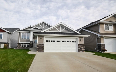 7117 Henners Road, Lacombe, T4L0C3, 5 Bedrooms Bedrooms, ,3 BathroomsBathrooms,House,For Rent,Henners Road,1220