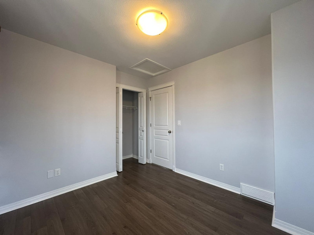 35 Vickers Close, Red Deer, T4R 0E6, 3 Bedrooms Bedrooms, ,2 BathroomsBathrooms,House,For Rent,35 Vickers Close,1381