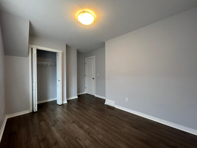 35 Vickers Close, Red Deer, T4R 0E6, 3 Bedrooms Bedrooms, ,2 BathroomsBathrooms,House,For Rent,35 Vickers Close,1381