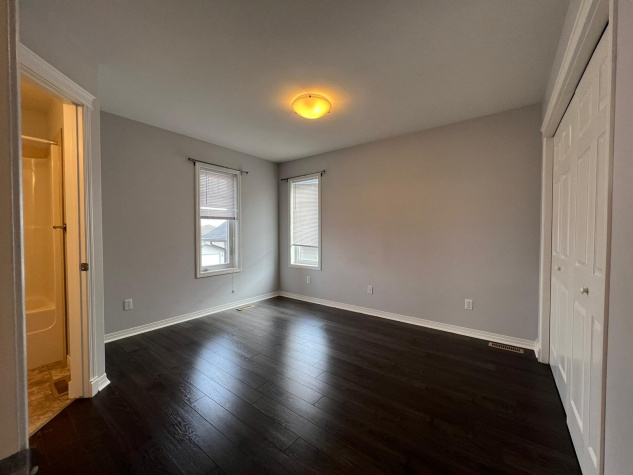 35 Vickers Close, Red Deer, T4R 0E6, 3 Bedrooms Bedrooms, ,2 BathroomsBathrooms,House,For Rent,35 Vickers Close,1381