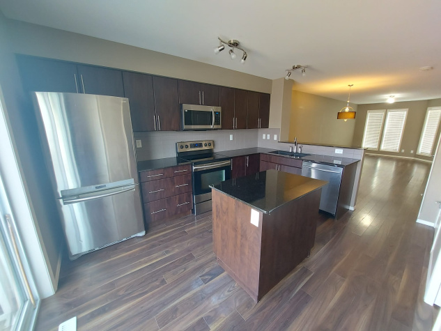 30 Carleton Avenue, Red Deer, T4P 0M8, 2 Bedrooms Bedrooms, ,2.5 BathroomsBathrooms,Townhouse,For Rent,30 Carleton Avenue,802,1397