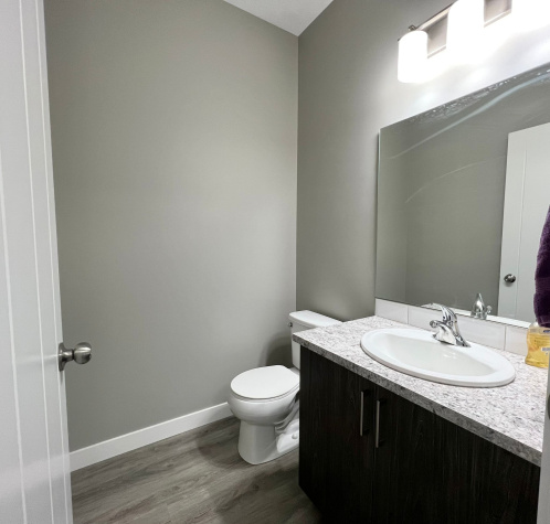 156 Hampton Close, Penhold, 4 Bedrooms Bedrooms, ,2.5 BathroomsBathrooms,Townhouse,For Rent,Hampton Close,1522