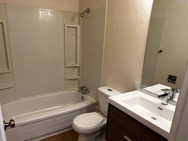 5805 56 Ave, Red Deer, 1 Bedroom Bedrooms, ,1 BathroomBathrooms,Four plex,For Rent,56 Ave,1625