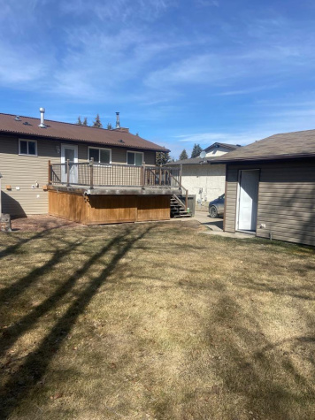 3808 52A Avenue, Innisfail, T4G1G8, 4 Bedrooms Bedrooms, ,3 BathroomsBathrooms,House,For Rent,3808 52A Avenue,1661