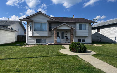 120 Demspey Street, Red Deer, 4 Bedrooms Bedrooms, ,1 BathroomBathrooms,House,For Rent,120 Demspey Street,1833