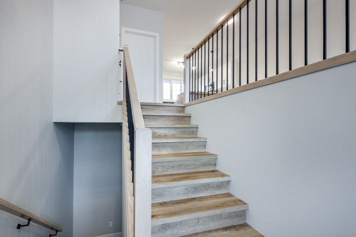 7 Station Drive, Sylvan Lake, T4S 0S6, 3 Bedrooms Bedrooms, ,2.5 BathroomsBathrooms,Townhouse,For Rent,7 Station Drive ,1843