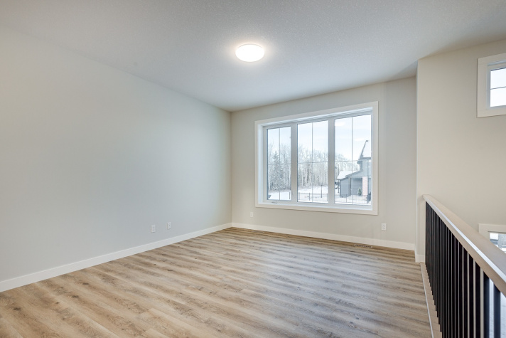 7 Station Drive, Sylvan Lake, T4S 0S6, 3 Bedrooms Bedrooms, ,2.5 BathroomsBathrooms,Townhouse,For Rent,7 Station Drive ,1843