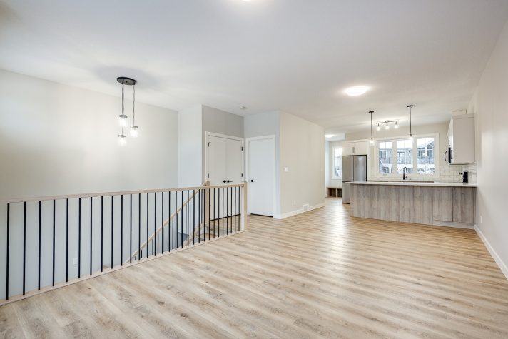 7 Station Drive, Sylvan Lake, T4S 0S6, 3 Bedrooms Bedrooms, ,2.5 BathroomsBathrooms,Townhouse,For Rent,7 Station Drive ,1843