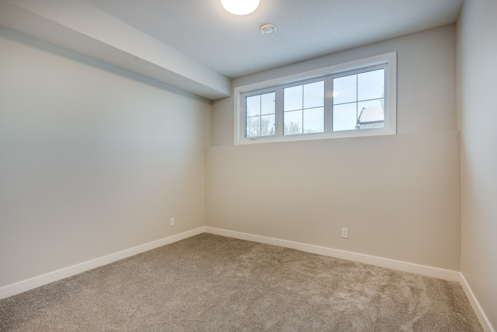 7 Station Drive, Sylvan Lake, T4S 0S6, 3 Bedrooms Bedrooms, ,2.5 BathroomsBathrooms,Townhouse,For Rent,7 Station Drive ,1843