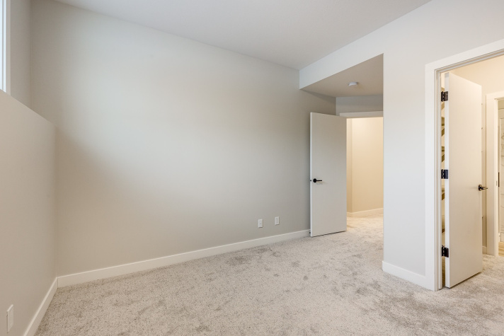 7 Station Drive, Sylvan Lake, T4S 0S6, 3 Bedrooms Bedrooms, ,2.5 BathroomsBathrooms,Townhouse,For Rent,7 Station Drive ,1843