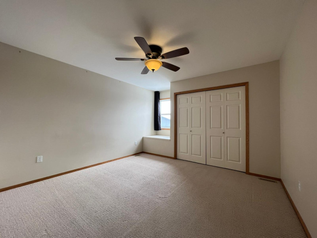 18 Hansen Close, Sylvan Lake, T4S 2P1, 3 Bedrooms Bedrooms, ,1 BathroomBathrooms,Main,For Rent,18 Hansen Close,1886