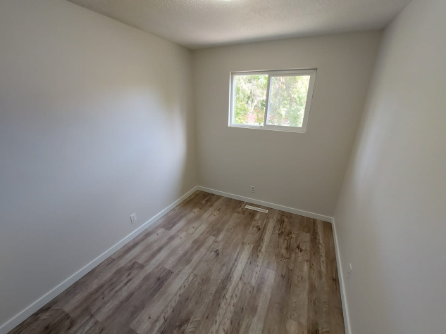 6305 61 Avenue, Red Deer, T4N 5R6, 3 Bedrooms Bedrooms, ,1 BathroomBathrooms,Main,For Rent,6305 61 Avenue,1899