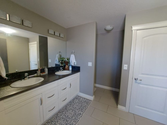 188 Kershaw Close, Red Deer, T4P 0H4, 4 Bedrooms Bedrooms, ,3.5 BathroomsBathrooms,House,For Rent,188 Kershaw Close,1909
