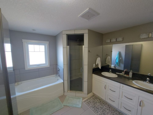 188 Kershaw Close, Red Deer, T4P 0H4, 4 Bedrooms Bedrooms, ,3.5 BathroomsBathrooms,House,For Rent,188 Kershaw Close,1909