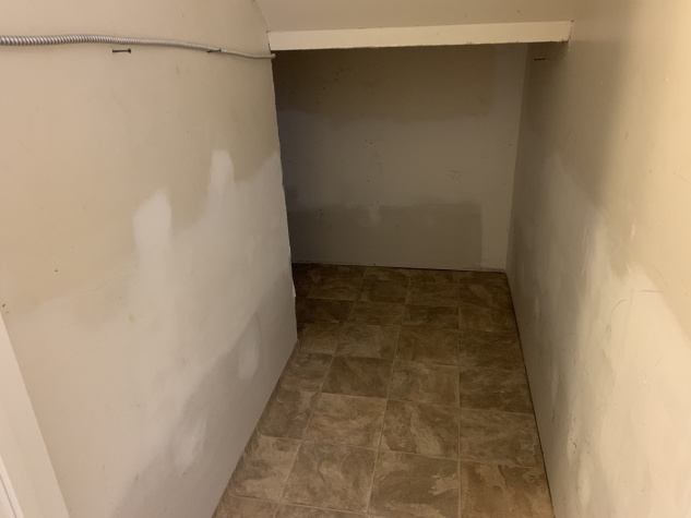 5719 54 Street, Rocky Mountain House, T4T 1H8, 3 Bedrooms Bedrooms, ,1.5 BathroomsBathrooms,Four plex,For Rent,5719 54 Street,1929